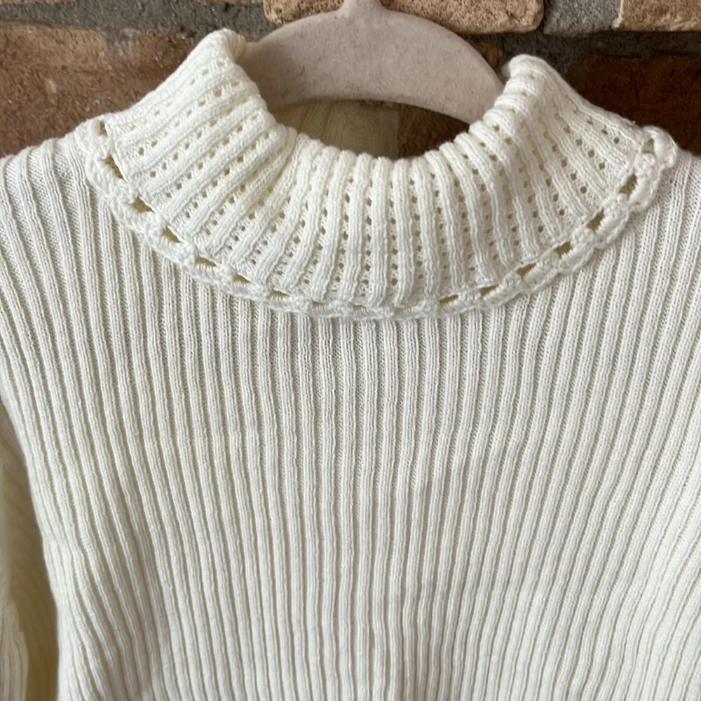 Gymboree (NWT) beautiful cotton cream ribbed knit turtleneck sweater